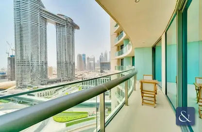 صورة لـ شرفة شقة - غرفة نوم - 2 حمامات للبيع في برج فيستا - برج فيستا - دبي وسط المدينة - دبي ، صورة رقم 1