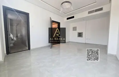 شقة - 2 غرف نوم - 2 حمامات للايجار في برج الكورنيش - طريق كورنيش عجمان - عجمان شقة - 2 غرف نوم - 2 حمامات للايجار في برج الكورنيش - طريق كورنيش عجمان - عجمان