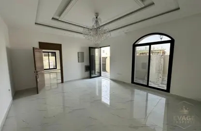فيلا - 5 غرف نوم - 8 حمامات للبيع في الحليو 2 - الحليو - عجمان