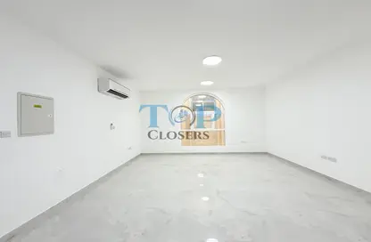 Apartment - 1 Bedroom - 2 Bathrooms for rent in Al Ameriya - Al Jimi - Al Ain