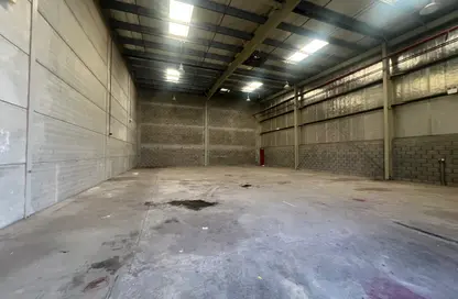 Warehouse - Studio - 1 Bathroom for rent in Al Sajaa S - Al Sajaa - Sharjah