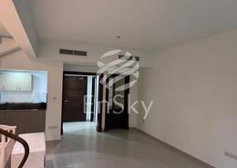 Empty Room image for: Townhouse - 3 bedrooms - 4 bathrooms for rent in Al Khaleej Village - Al Ghadeer - Abu Dhabi, Image 1