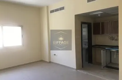 Apartment - Studio - 1 Bathroom for rent in Falcon Tower 1 - Falcon Towers - Ajman Downtown - Ajman