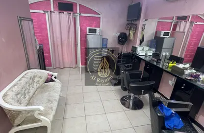 Shop - Studio - 2 Bathrooms for rent in Al Rashidiya Towers - Al Rashidiya - Ajman Downtown - Ajman