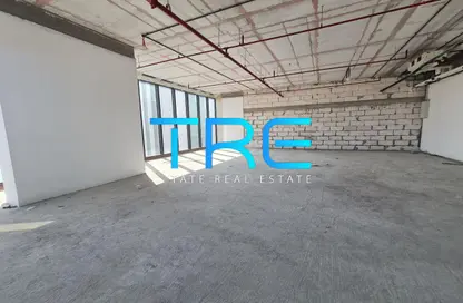 Office Space - Studio - 4 Bathrooms for rent in Tamouh Tower - Marina Square - Al Reem Island - Abu Dhabi