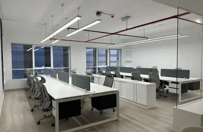 مكتب عمل جماعي - استوديو - 2 حمامات للايجار في كورنيش الخان - الخان - الشارقة