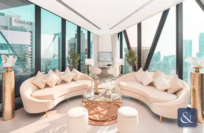 Living Room image for: Apartment - 3 Bedrooms - 4 Bathrooms for sale in Marquise Square Tower - Business Bay - Dubai, Image 1