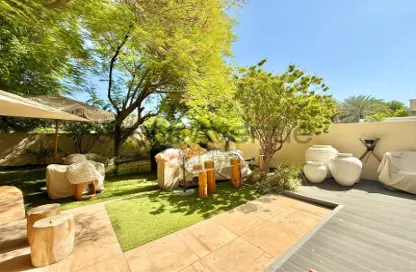 Villa - 3 Bedrooms - 3 Bathrooms for rent in Springs 2 - The Springs - Dubai