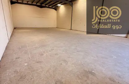 مستودع - استوديو - 1 حمام للايجار في أم الثعوب - أم القيوين
