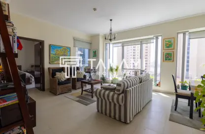 Apartment - 1 Bedroom - 2 Bathrooms for sale in Aurora Tower - Marina Promenade - Dubai Marina - Dubai