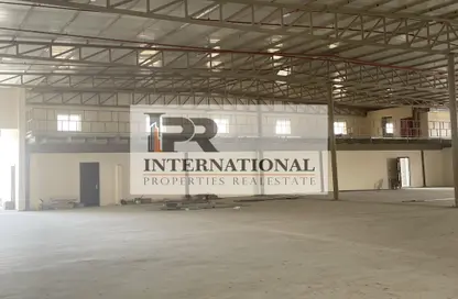 Warehouse - Studio - 4 Bathrooms for rent in Umm Al Thuoob - Umm Al Quwain