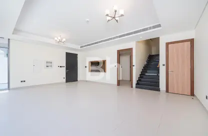 Villa - 3 Bedrooms - 5 Bathrooms for rent in 180 Degrees Villas - Liwan - Dubai Land - Dubai