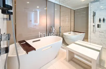 شقة - 1 حمام للبيع في تاور C - داماك تاورز من باراماونت - الخليج التجاري - دبي