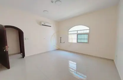 Apartment - 2 Bedrooms - 1 Bathroom for rent in Al Mraijeb - Al Jimi - Al Ain