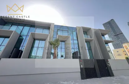 Villa - 3 Bedrooms - 4 Bathrooms for rent in The Autograph - Jumeirah Village Circle - Dubai