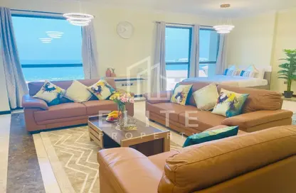 Apartment - 3 Bedrooms - 4 Bathrooms for rent in Murjan 3 - Murjan - Jumeirah Beach Residence - Dubai