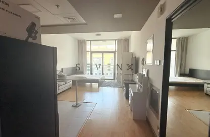 شقة - 1 حمام للايجار في شقق بنغاتي - واحة السيليكون - دبي