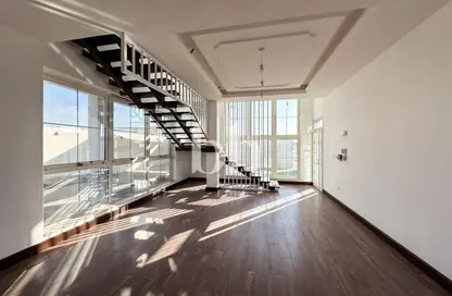 فيلا - 8 غرف نوم - 8 حمامات للبيع في السيوح 1 - السيوح - الشارقة