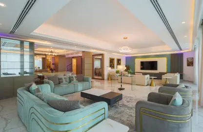 Villa - 5 Bedrooms - 7 Bathrooms for rent in Garden Homes Frond D - Garden Homes - Palm Jumeirah - Dubai
