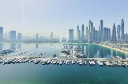 شقة - 2 غرف نوم - 2 حمامات للايجار في مارينا فيستا - إعمار بيتشفرونت - دبي هاربور - دبي