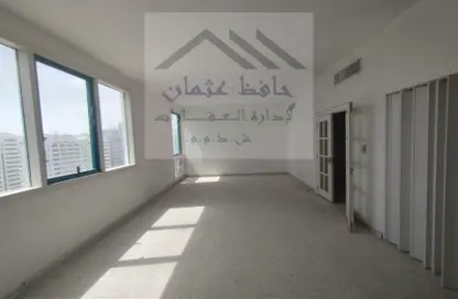 Apartment - 3 Bedrooms - 3 Bathrooms for rent in Al Salam Street - Abu Dhabi