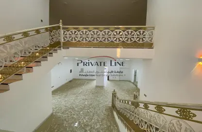 Stairs image for: Villa for rent in Gafat Al Nayyar - Zakher - Al Ain, Image 1