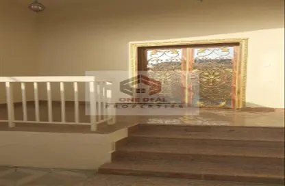 Villa - 4 Bedrooms - 5 Bathrooms for rent in Falaj Hazzaa - Al Ain