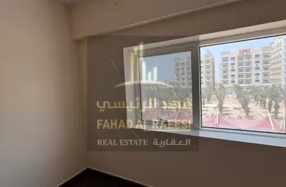 شقة - 2 غرف نوم - 3 حمامات للبيع في قرية الاميرة - الياسمين - عجمان