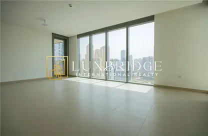 Empty Room image for: Apartment - 3 Bedrooms - 4 Bathrooms for sale in 5242 Tower 2 - 5242 - Dubai Marina - Dubai, Image 1