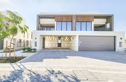 Villa - 4 Bedrooms - 5 Bathrooms for rent in Aura - Tilal Al Ghaf - Dubai