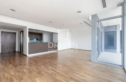 Apartment - 2 Bedrooms - 3 Bathrooms for rent in Burj Daman - DIFC - Dubai