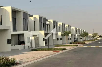 فيلا - 3 غرف نوم - 3 حمامات للايجار في سما تاون هاوسز - تاون سكوير - دبي