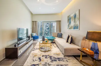 Living Room image for: Apartment - 1 Bedroom - 1 Bathroom for rent in DAMAC Majestine - Business Bay - Dubai, Image 1