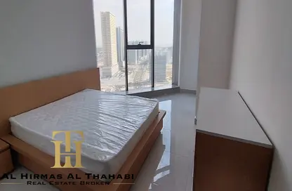 شقة - غرفة نوم - 2 حمامات للايجار في برج بلو ويفز - مجمع دبي ريزيدنس - دبي