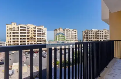 شقة - غرفة نوم - 2 حمامات للبيع في مساكن الحمرا مارينا - قرية الحمرا - رأس الخيمة
