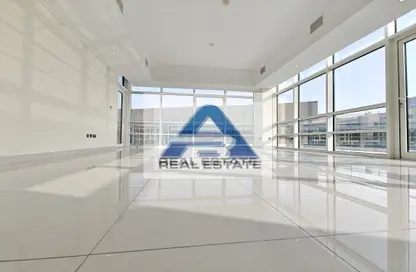 Apartment - 2 Bedrooms - 3 Bathrooms for rent in Al Marasy - Al Bateen - Abu Dhabi