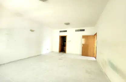 Apartment - 3 Bedrooms - 4 Bathrooms for rent in Al Meena Residence - Al Diyafah - Al Satwa - Dubai