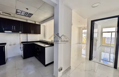 Apartment - 1 Bedroom - 2 Bathrooms for rent in The Pearl - Al Jaddaf - Dubai