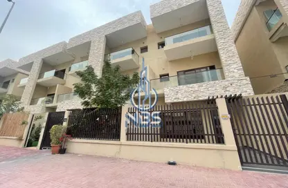 Apartment - 4 Bedrooms - 5 Bathrooms for rent in Park Villas - Jumeirah Village Circle - Dubai