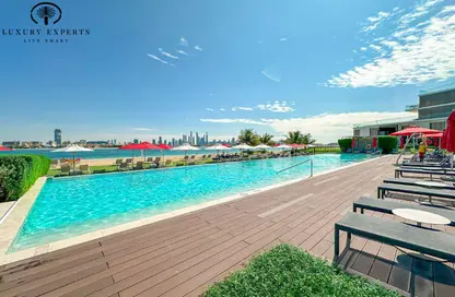 Apartment - 3 Bedrooms - 3 Bathrooms for sale in The 8 - The Crescent - Palm Jumeirah - Dubai