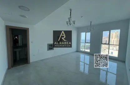 Apartment - 2 Bedrooms - 2 Bathrooms for rent in Corniche Tower - Ajman Corniche Road - Ajman