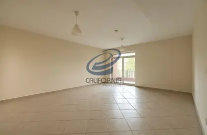 Apartment - 2 Bedrooms - 3 Bathrooms for sale in Abbey Crescent 1 - Abbey Crescent - Motor City - Dubai