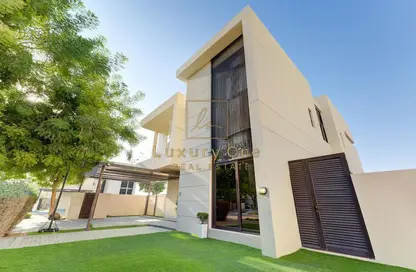 Villa - 5 Bedrooms - 6 Bathrooms for sale in Silver Springs 1 - Silver Springs - DAMAC Hills - Dubai