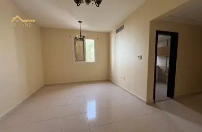 Apartment - 1 Bedroom - 1 Bathroom for rent in Al Qulaya'ah - Al Sharq - Sharjah