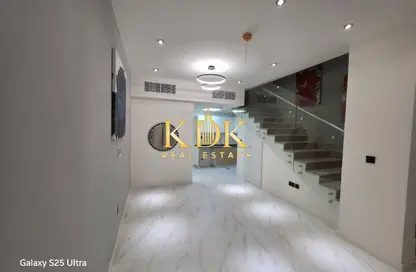 فيلا - غرفة نوم - 2 حمامات للايجار في روكان 3 - روكان - دبي لاند - دبي