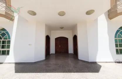 Villa - 6 Bedrooms - 7+ Bathrooms for rent in Maadhi - Al Towayya - Al Ain