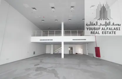 صالة عرض - استوديو - 2 حمامات للايجار في 18 المنطقة الصناعية رقم - المنطقة الصناعية بالشارقة - الشارقة
