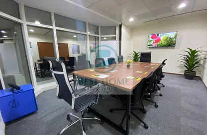 مكتب - استوديو - 2 حمامات للايجار في برج الكورنيش - شارع الكورنيش - أبوظبي