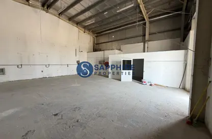 Warehouse - Studio for rent in Al Sajaa Industrial - Al Sajaa - Sharjah