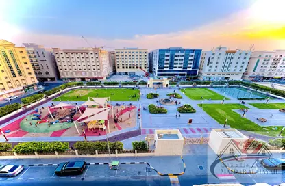 Apartment - 3 Bedrooms - 3 Bathrooms for rent in Muweileh Community - Muwaileh Commercial - Sharjah